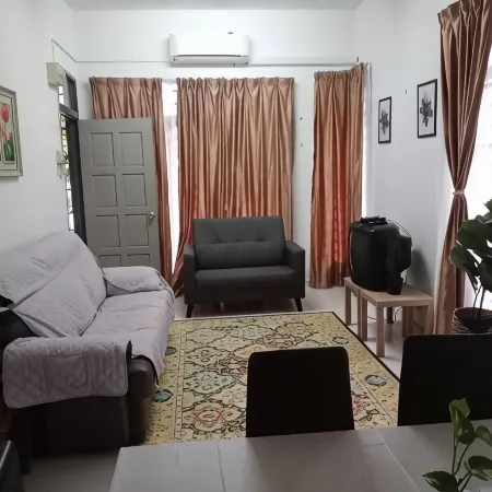 KLIA Homestay Ummie