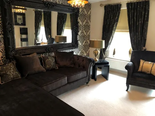 Charming & Stylish Home-Heeley, Heart of Sheffield, England/UK - parking