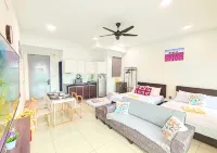Homely Cybersquare Ensuite with Skyline View #CS5
