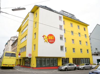 A&t Hotel & Hostel