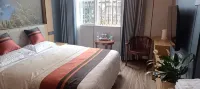 Hongxin Business Hotel - 2-Star