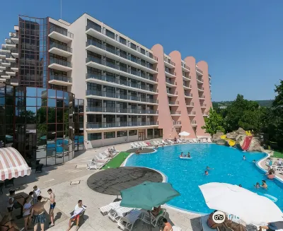 Apollo Spa Resort - All-Inclusive , Indoor & Outdoor Pools & Individual AC in Every Room Hotel a 