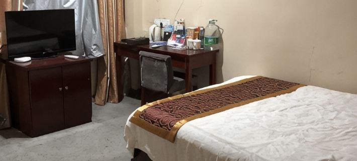 Yidu Business Hotel, Weinan Hotel di Funan