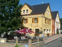 Wellness Hotel Zlatá Lípa Hotels in Decin