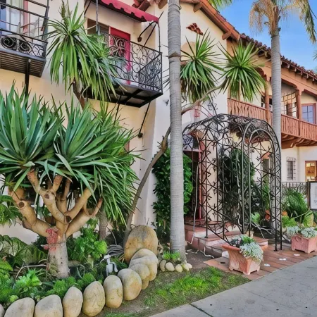 Villa Rosa Inn