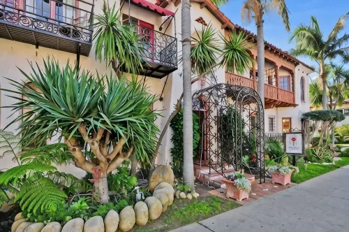 Villa Rosa Inn