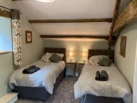 Cosy 2 bed barn in Bannau Brycheiniog national park, with outdoor patio.