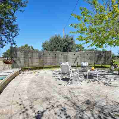 Gorgeous and Peaceful Villa in Puglia Hotel Exterior