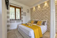 Domo Anghèleda - Detached with large garden, a few minutes from the sea