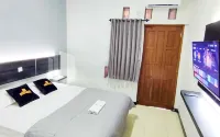 The Paragon Hotel Cilacap Redpartner - Parkplatz