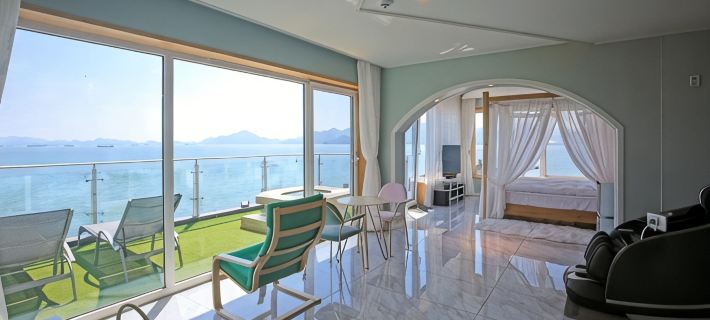 Namhae Bokkongii Seesru Ocean View Poolvilla Hotels in Namhae-gun