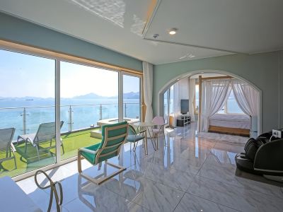 Namhae Bokkongii Seesru Ocean View Poolvilla