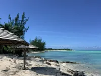 Calm Waters – Private 6BR Beachfront Villa w/ Pool & Rooftop View - North Caicos - Beach