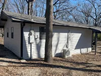 Lake Time Getaway Blocks from Lake Texoma.  Boat Launch 4 Blocks -Pet Friendly - 3-Star