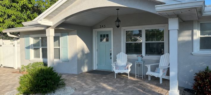 Stroll to the Sea, Steps to the Village!Boat Docking, Kayaks, Heated Pool & Spa Hotels in Siesta Key