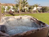 Atemberaubende Villa Palmeral in Corralejo mit Whirlpool & Beheizten Privatpool - 別墅