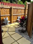 Private Tree Top studio - 1 mile to 5th Ave, all the action & Naples Beach! - Condos