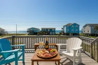 Ocean View-Pet Friendly- 1min walk to beach-sleeps 6