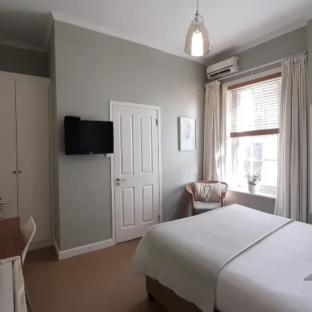 The Greenhouse Guesthouse