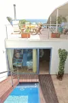 Large bungalow w/private pool, few min. from the sea, protected inner courtyard. - Private Pools