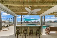 Luxury Beach Estate Ocean View, Pool, 360° Deck&Beach Access 20%Off Last Minute - Beach