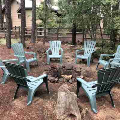 Pinetop Country Club-12 Person Luxury Getaway- Escape the heat in Luxury! Hotel Exterior