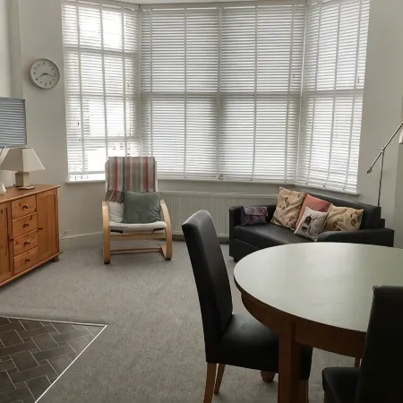 Bexhill Town Centre Flat - Less than 5 mins to the iconic De La Warr Pavillion.