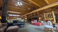 Log Home close to Hiking Trails! - Chalets