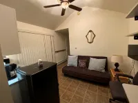 One Bedroom Unit in Malta/Saratoga - Homestays