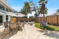 Spacious retreat just minutes from the beach with a stunning pool and game rooms - 4-Star