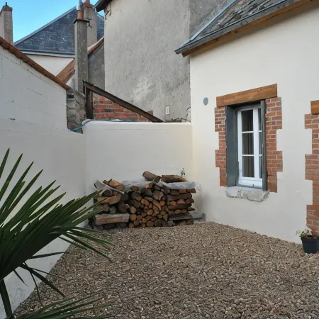 IDEAL FAMILY HOUSE