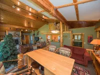 Newly Renovated &Upgraded Private Beach Rights Mirror Lake Whiteface Mtn Busstop