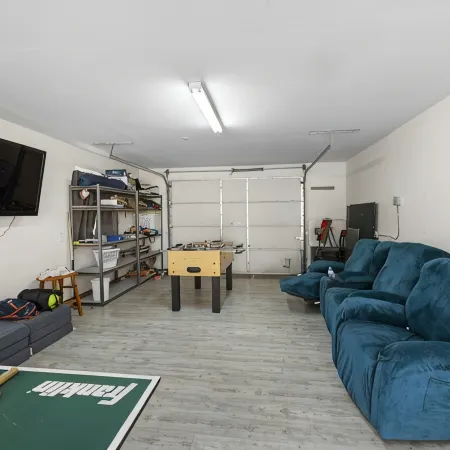 Lakefront Gateaway at Chambers Lake - 3 bd 2 ba w/ AC