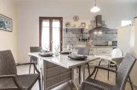 EXCLUSIVE APARTMENT WITH SWIMMING POOL 4 BEDS Free WIFI