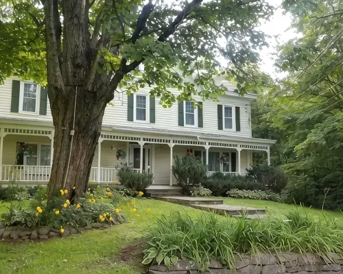 GREAT FOR FAMILIES! 3 MINUTE WALK TO MAIN STREET & 1 MILE FROM WINDHAM SKI MT. 윈드엄 호텔