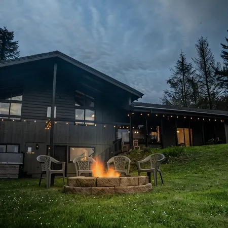 Stunning Oceanview Hillside Home w/ Theater & Spa