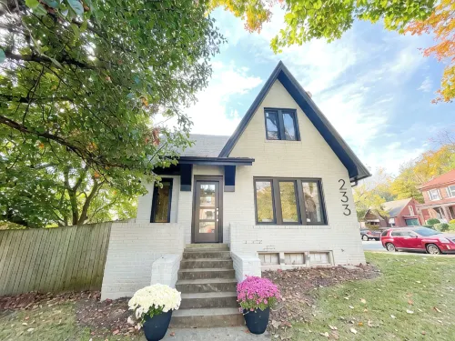 Urban 2-bedroom Escape in Downtown Cape Girardeau - Boutique