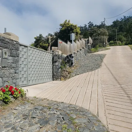 Finca Vista al Teide with private swimmingpool and jacuzzi, Wifi and Sat TV