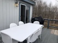 Hideaway in the Great North Woods - direct access to snowmobile trails Hotels in Errol