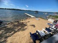 Waterfront lake house  private beach dock - Wifi