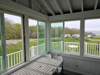 4 Bedroom Cape on beautiful Penobscot Bay.  Close to many popular coastal towns. - 2 estrellas