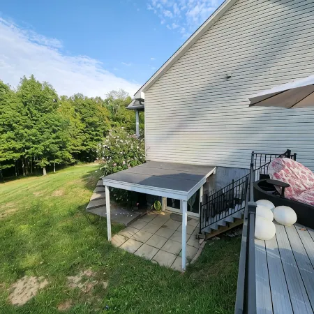 Cozy 2-bedroom apartment in pleasant McDonald with WiFi, AC