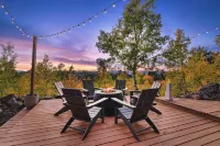 Wow views! 5BR, 4B, 3 Kings, Hot Tub & Sauna spa area, 85" TV, Pool Table - 4성급
