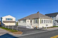 Private access to the beach! Sleeps 9. - 2-Star