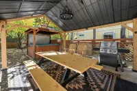 Peregrine Chalet