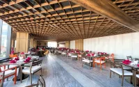 White House Condotel Phu Yen - bar