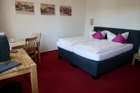 Hotel Garni Brauhof Niederwiesa - Pensions