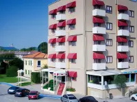 Hotel Elisabeth Due Hotels in Fano
