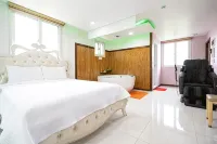 Daebudo the Haebeach Pension