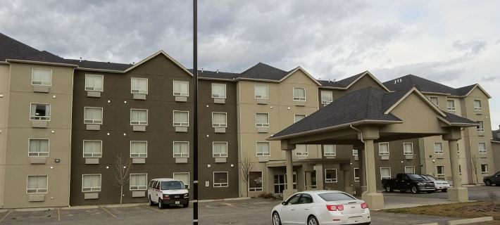 Trend Mountain Hotel & Conference Centre Hotels in Peace River